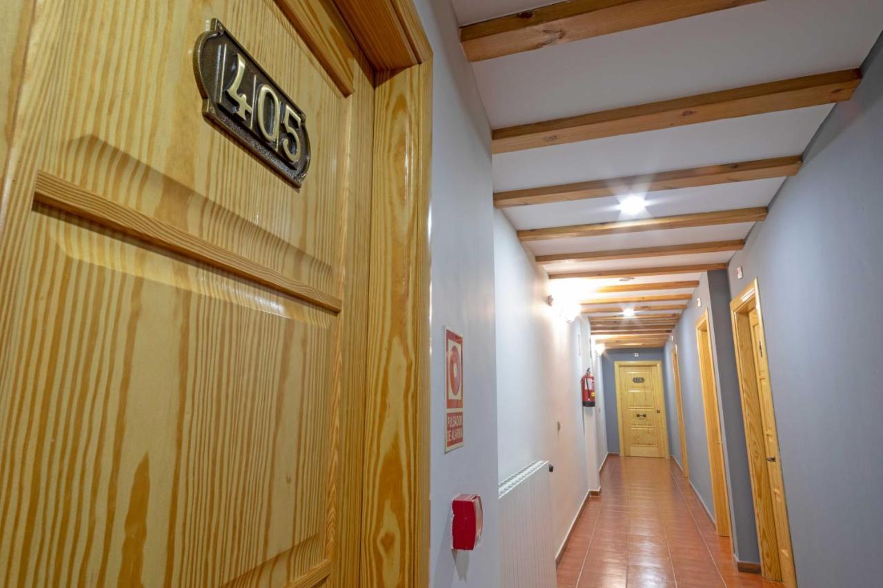 Hotel Alda Тордесиляс Екстериор снимка